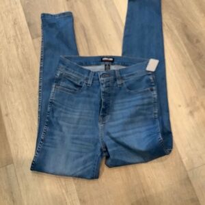 New Kirkland women’s high rise skinny jeans super stretch 8